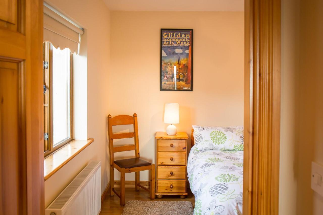 Ocean View Cleggan Apartment Exterior photo